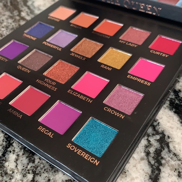 Brand New ELOISE BEAUTY The Queen Eyeshadow Palette (Never Used) - Picture 3 of 8